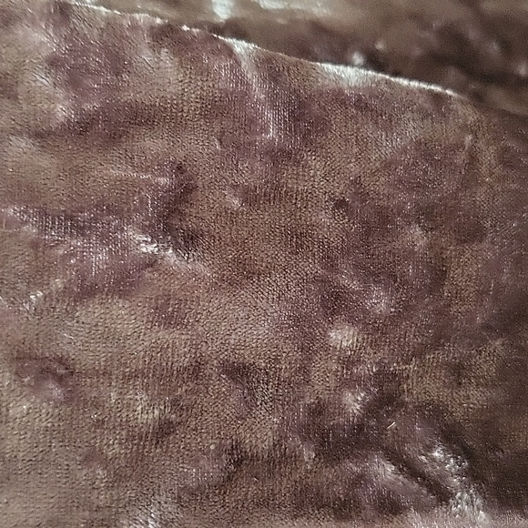 L'agence green v- neck long sleeve button up top, size Small. Great condition - Picture 8 of 8